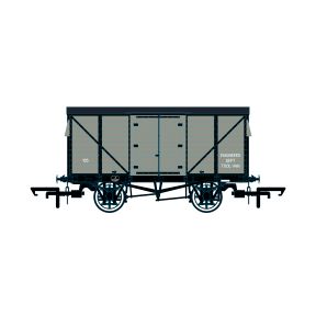 Oxford Rail OR76GEGV006 OO Gauge GER 10 Ton Covered Van NYMR No.105 As Preserved