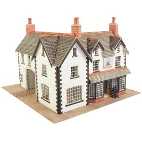 Metcalfe PO228 OO Gauge Coaching Inn Card Kit