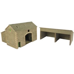 Metcalfe PO251 OO Gauge Manor Farm Barn Card Kit