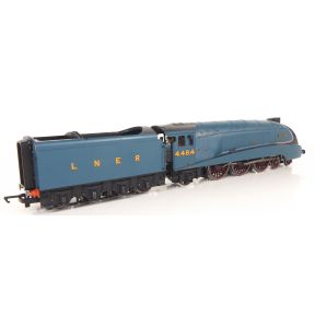 Hornby R2779-SH OO Gauge LNER A4 4-6-2 4484 'Falcon' LNER Blue