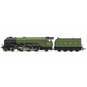 Hornby R30474SS OO Gauge LNER Thompson A2/3 4-6-2 500 'Edward Thompson' LNER Green With Steam Generator