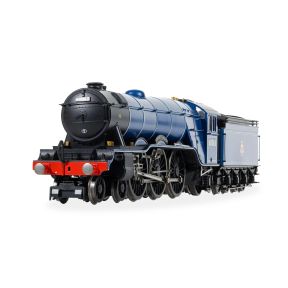 Hornby R30476SS OO Gauge LNER A3 4-6-63 60063 'Isinglass' BR Blue Early Crest With Steam Generator