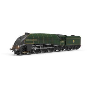 Hornby R30554SS OO Gauge LNER A4 4-6-2 60002 'Sir Murrough Wilson' BR Green Early Crest With Steam Generator