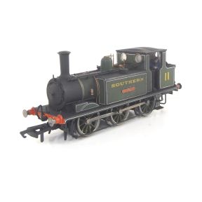 Hornby R3812-RNSH OO Gauge SR Terrier 0-6-0 11 'Newport' SR Green