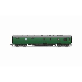 Hornby R40471 OO Gauge BR Tavern Car 'Jolly Tar' & Composite Restaurant Coaches Twin Pack BR Green