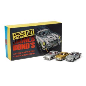 Corgi RT70007 James Bond Aston Martin DB5 Classic Collector Set Corgi 70th Anniversary