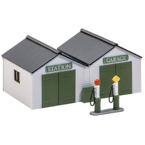 Wills SS12 OO Gauge Station Garage with Pumps
