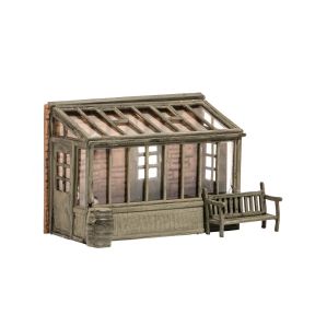 Wills SS24 OO Gauge Conservatory with Garden Seat Plastic Kit