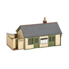 Wills SS67 OO Gauge Wayside Station Timber Slate Roof Brick Chimney Plastic Kit