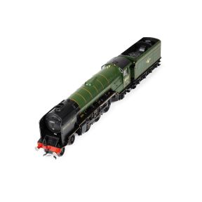 Hornby R30394 OO Gauge LNER Thompson A2/3 60521 'Watling Street' BR Green Late Crest
