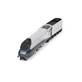 Hornby R30457 OO Gauge LNER A4 4-6-2 2510 'Quicksilver' Silver Jubilee Livery Hornby Dublo Body