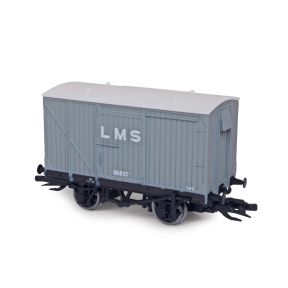 Peco TT-R1301M TT Gauge LMS 9ft Wheelbase Van LMS Grey